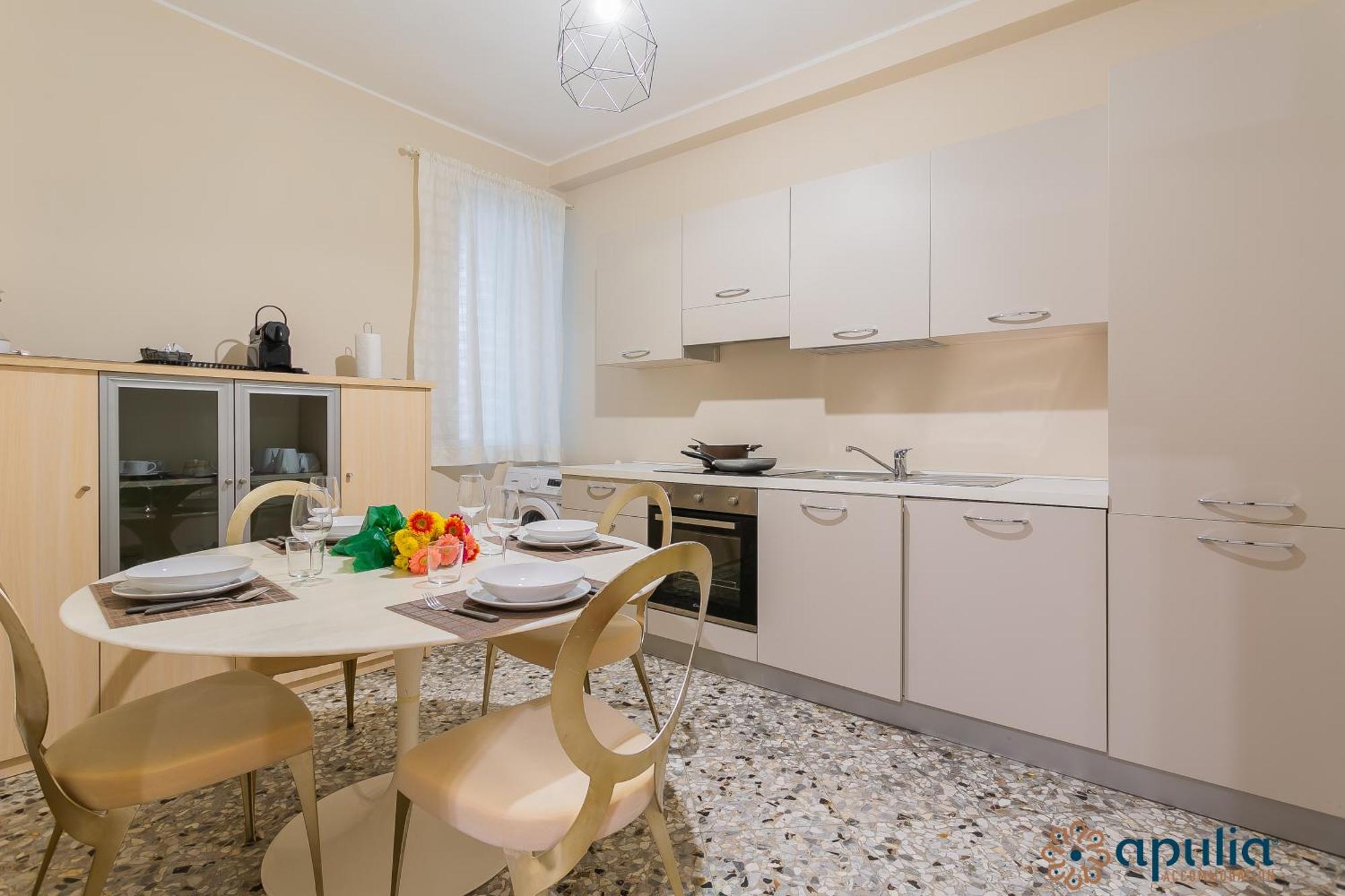 Piccinni Guesthouse By Apulia Accommodation Bari Exterior photo